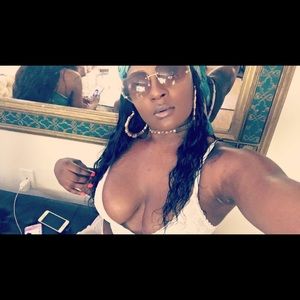 Meet your Posher, Markia